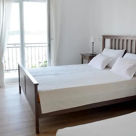 Apartments And Rooms By The Sea Orebic, Peljesac - 4563